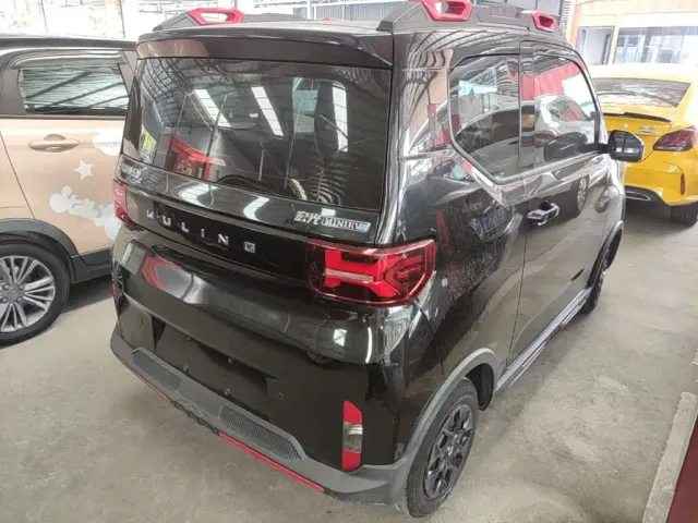 Wuling Hongguang Mini EV — Фото автомобиля 6