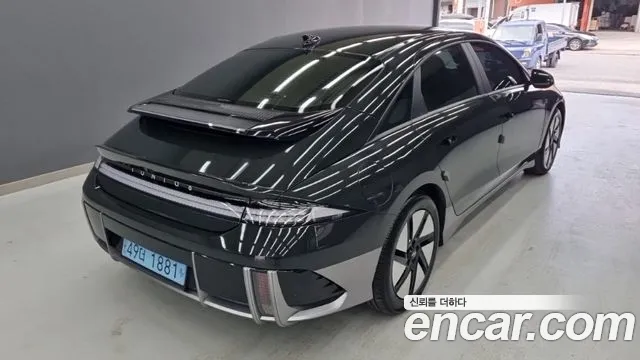 Hyundai Ioniq6 Long Range AWD — Фото автомобиля 2