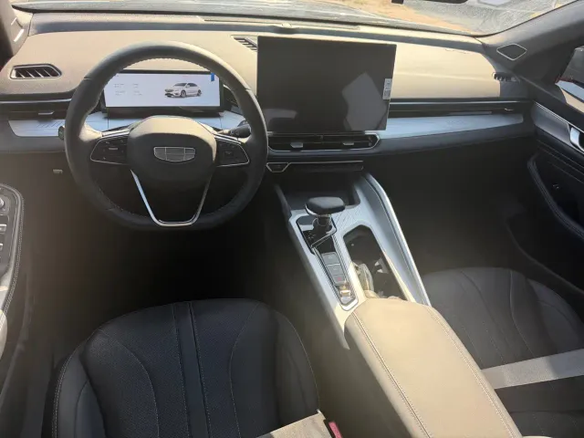 Geely Xingrui — Фото автомобиля 6