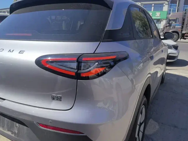 Geely Starry Wish — Фото автомобиля 7