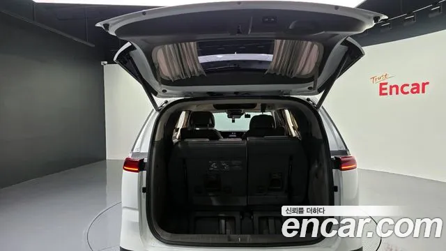 Kia Canival Carnival 4 поколение Бензин 7 мест Hi-Limousine — Фото автомобиля 20