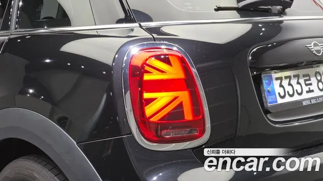 Mini Cooper Cooper 5 дверей Classic — Фото автомобиля 23