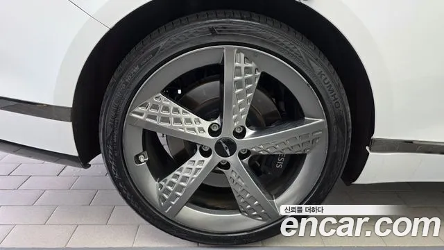 Genesis G80 RG3 — Фото автомобиля 5
