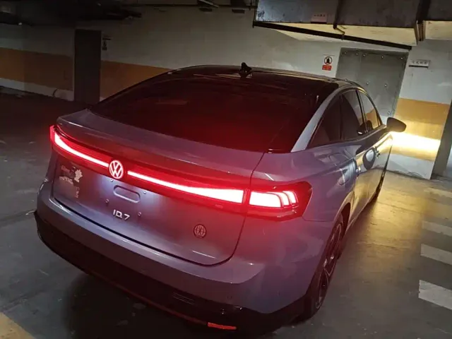 Volkswagen ID.7 Vizzion — Фото автомобиля 6
