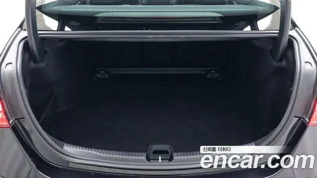 Mercedes-Benz C-Class W206 — Фото автомобиля 11