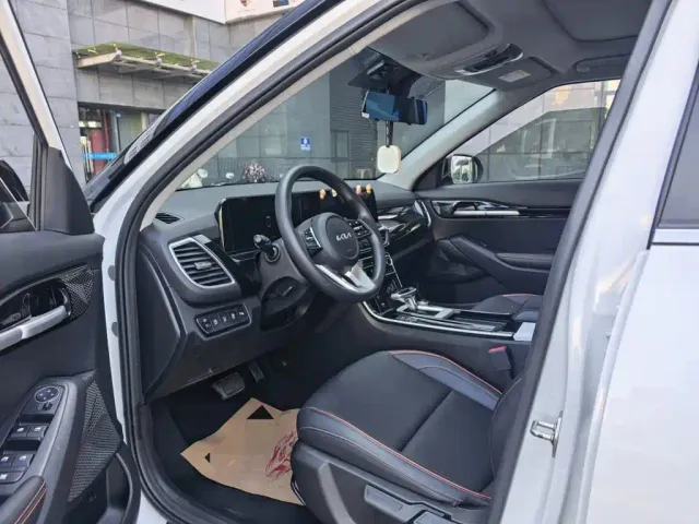 Kia Seltos — Фото автомобиля 10