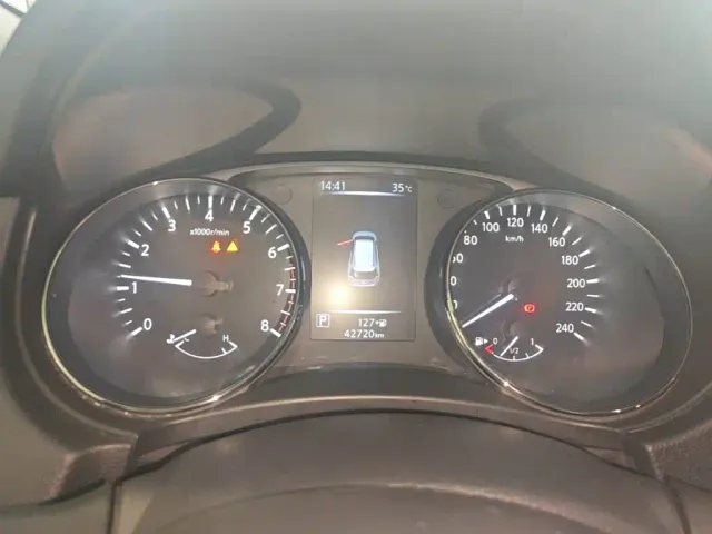Nissan X-Trail — Фото автомобиля 3