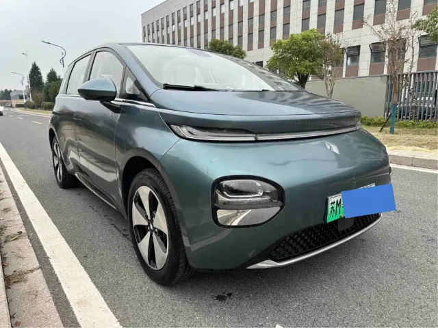 Baojun Cloud — Фото автомобиля 2