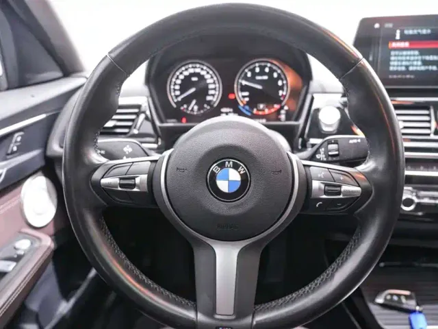 BMW 1 Series — Фото автомобиля 25