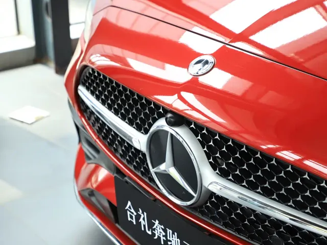 Mercedes-Benz C-Class — Фото автомобиля 18