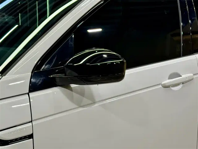 Land Rover Discovery Sport — Фото автомобиля 13