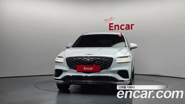 Genesis GV70 2.5T Бензин 2WD — Фото автомобиля 3