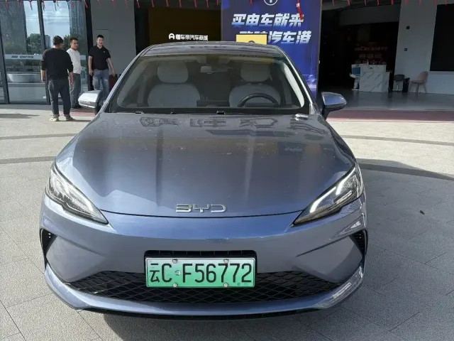 BYD Seal 05 DM-i — Фото автомобиля 2