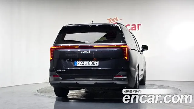 Kia Canival Новый Carnival 4 поколение Дизель 7 мест Noblesse — Фото автомобиля 4