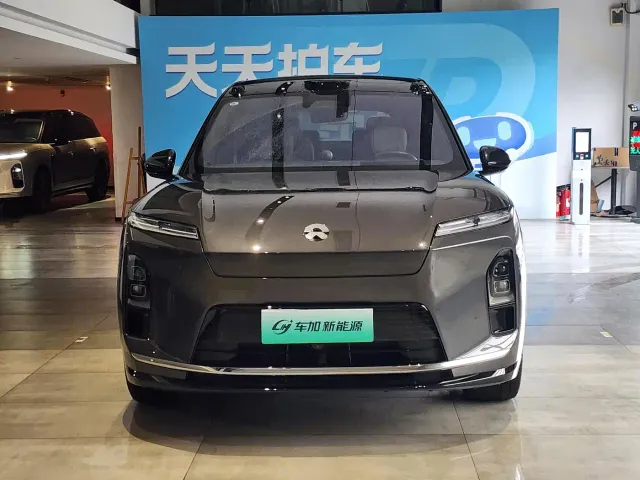 Nio ES8 — Фото автомобиля 2