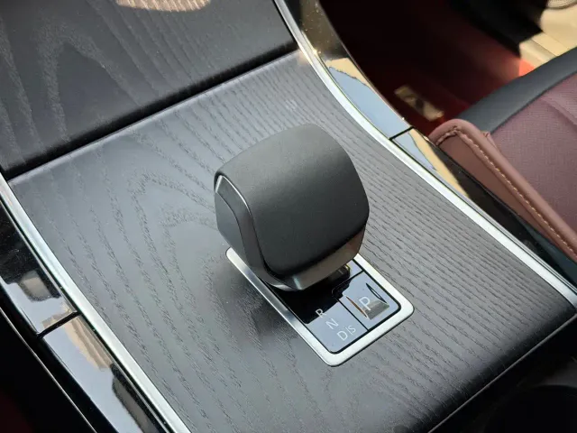 Land Rover Range Rover Evoque — Фото автомобиля 12