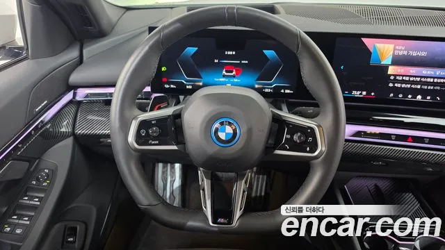 BMW i5 G60 — Фото автомобиля 19