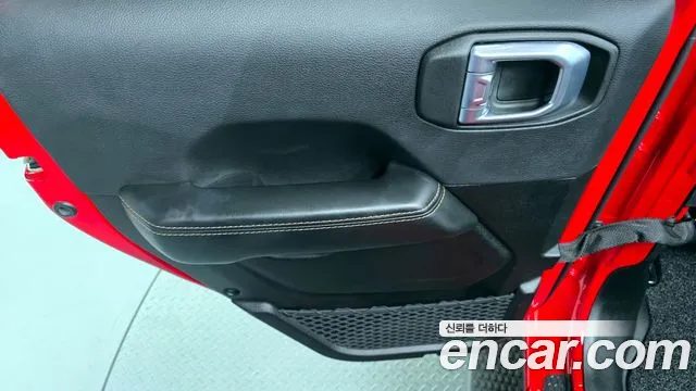 Jeep Wrangler Wrangler (JL) 2.0 Sahara Power Top 4 двери — Фото автомобиля 24