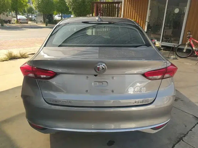 Buick Verano — Фото автомобиля 5