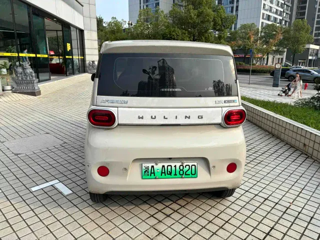 Wuling Hongguang Mini EV — Фото автомобиля 4