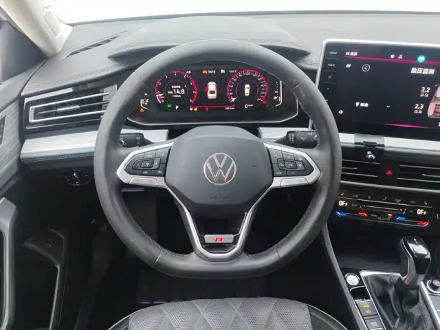 Volkswagen Sagitar — Фото автомобиля 15