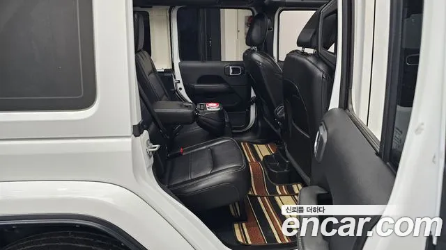 Jeep Wrangler Wrangler (JL) — Фото автомобиля 11