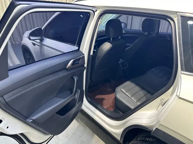 Volkswagen Tharu — Фото автомобиля 9