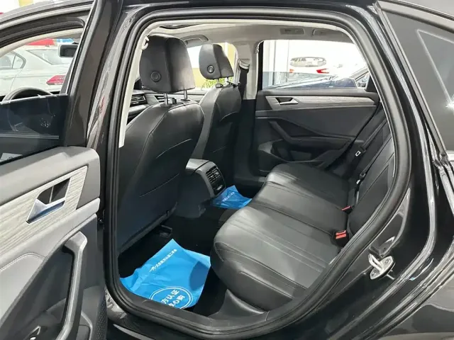 Volkswagen Sagitar — Фото автомобиля 28