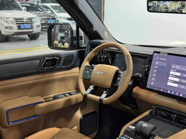 BYD FangChengBao Leopard 5 — Фото автомобиля 11