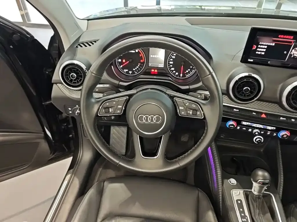 Audi Audi Q2L 2024 35TFSI Fashion Elegance — Фото автомобиля 10