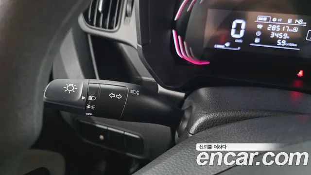 Kia RAY Новый Kia Ray Фургон — Фото автомобиля 15