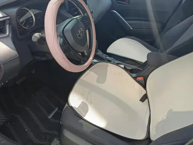 Toyota Corolla Cross — Фото автомобиля 9