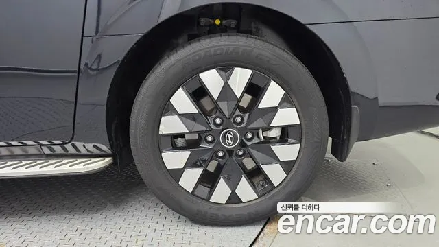 Hyundai Staria — Фото автомобиля 6