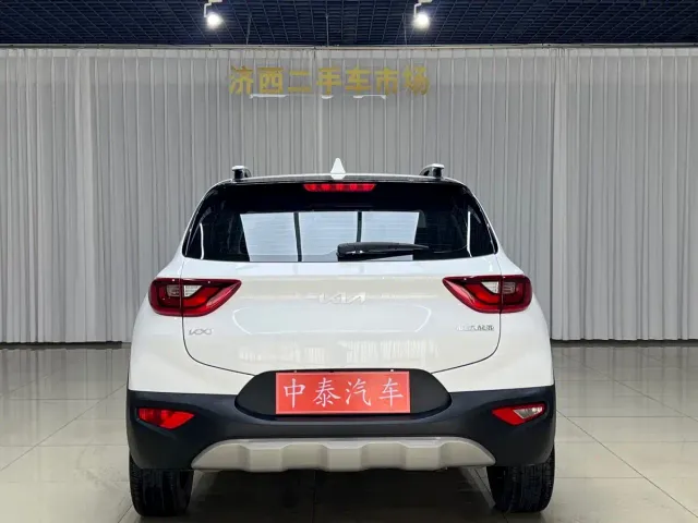 Kia KX1 — Фото автомобиля 5