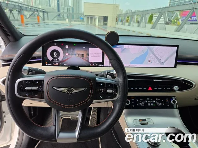 Genesis GV70 — Фото автомобиля 8