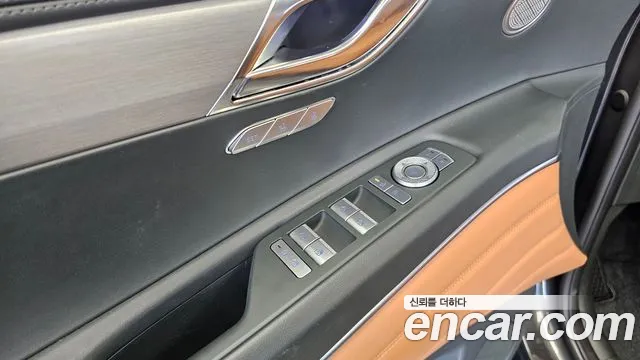 Genesis GV80 — Фото автомобиля 26
