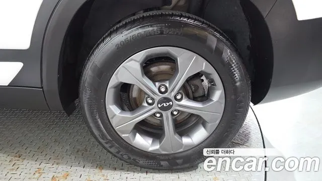 Kia Seltos Seltos Бензин 1.6 турбо 2WD — Фото автомобиля 21