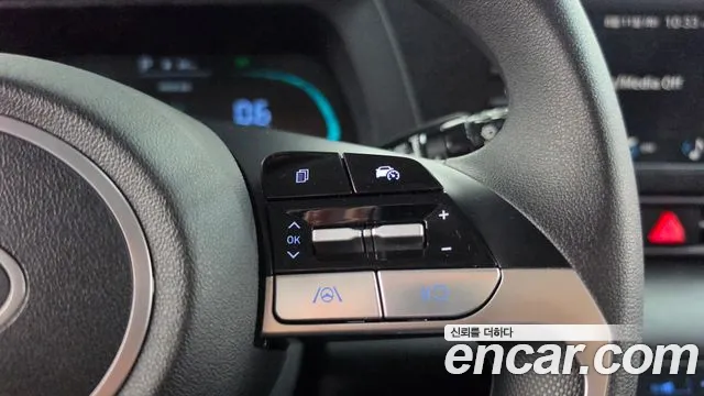 Hyundai AVANTE Новый Avante (CN7) — Фото автомобиля 15