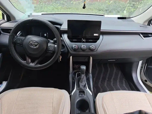 Toyota Corolla Cross — Фото автомобиля 5