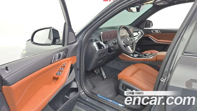 BMW X5 xDrive 40i M Sport Pro — Фото автомобиля 10