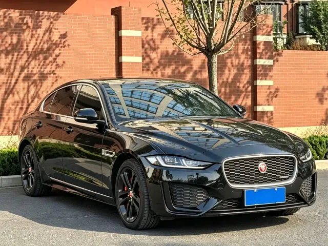 Jaguar XEL — Фото автомобиля 3