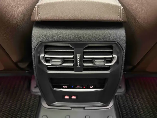 BMW 3 Series — Фото автомобиля 16
