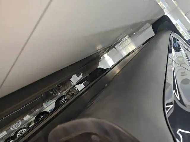 Tesla Model Y — Фото автомобиля 21