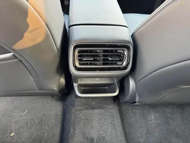 Geely Xingrui — Фото автомобиля 10