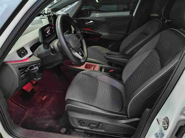 Volkswagen ID.3 — Фото автомобиля 3