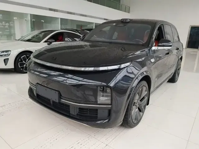 Фотография автомобиля — Li Auto L9
