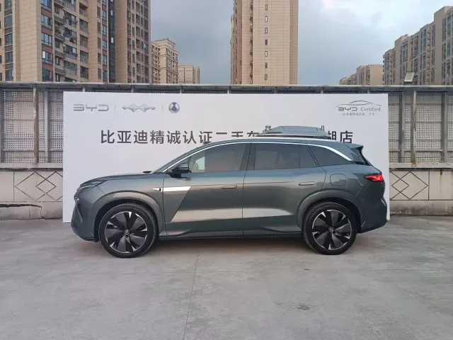BYD Tang L — Фото автомобиля 4