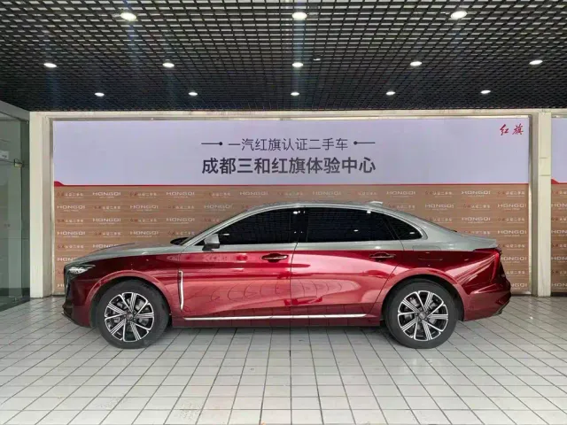 Hongqi H5 PHEV — Фото автомобиля 3