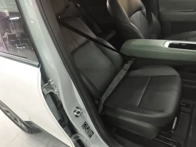 Baojun Yep Plus — Фото автомобиля 24