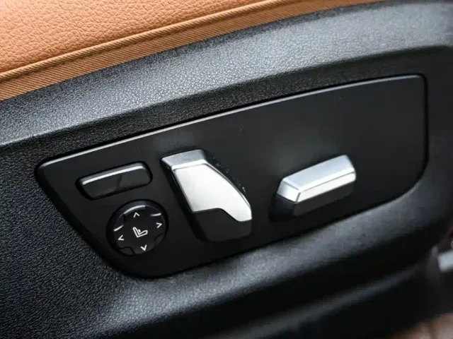 BMW 6 Series Gran Turismo — Фото автомобиля 29